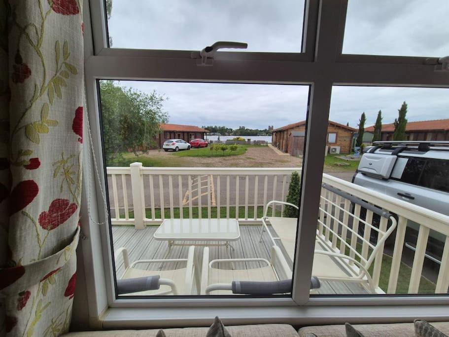 Amazing 2Bedroom Caravan In Lincoln, Tattershall Zewnętrze zdjęcie