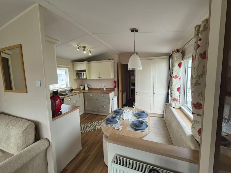 Amazing 2Bedroom Caravan In Lincoln, Tattershall Zewnętrze zdjęcie